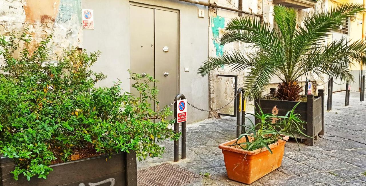 Napoli Pop Chiaia Nápoles Exterior foto